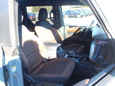 Used 2021 Ford Bronco Outer Banks image 15