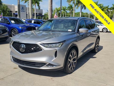 Certified 2024 Acura MDX w/ Technology Package FWD image 3