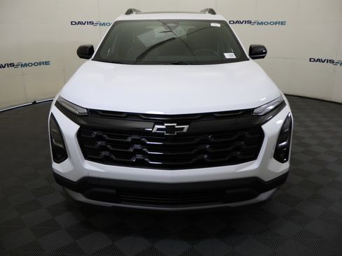 New 2026 Chevrolet Equinox LT w/ Convenience Package II AWD/4WD image 14