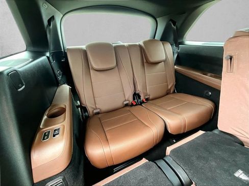 Certified 2024 Mercedes-Benz GLS 450 4MATIC image 30