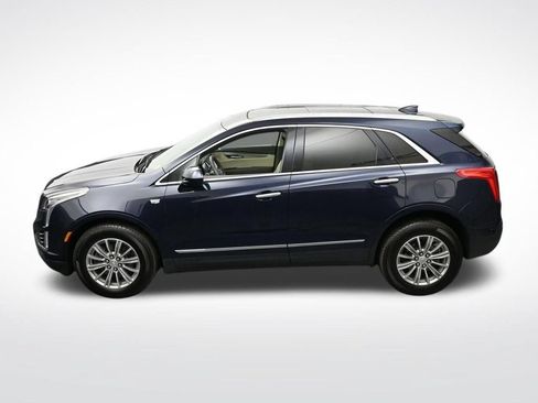 Used 2017 Cadillac XT5 Luxury w/ Driver Awareness Package AWD/4WD image 18