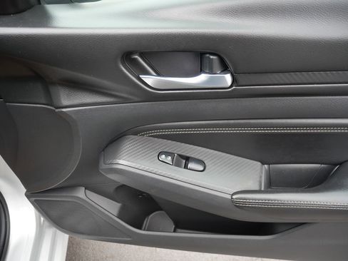 Used 2020 Nissan Altima 2.5 S w/ Driver Assist Package image 21