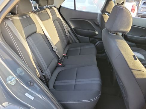 Certified 2025 Hyundai Venue SEL FWD image 24