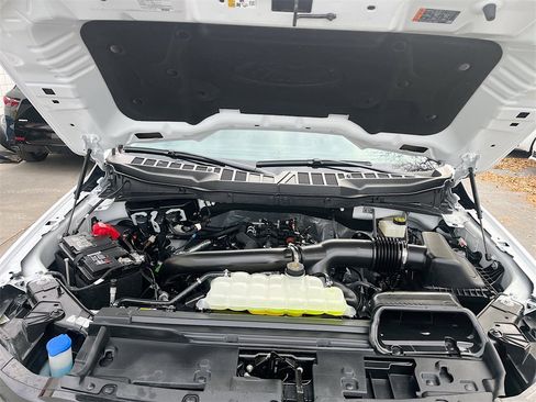 Used 2024 Ford F150 XLT w/ Tow/Haul Package image 28