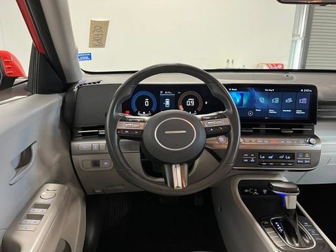 Used 2024 Hyundai Kona SEL FWD image 19