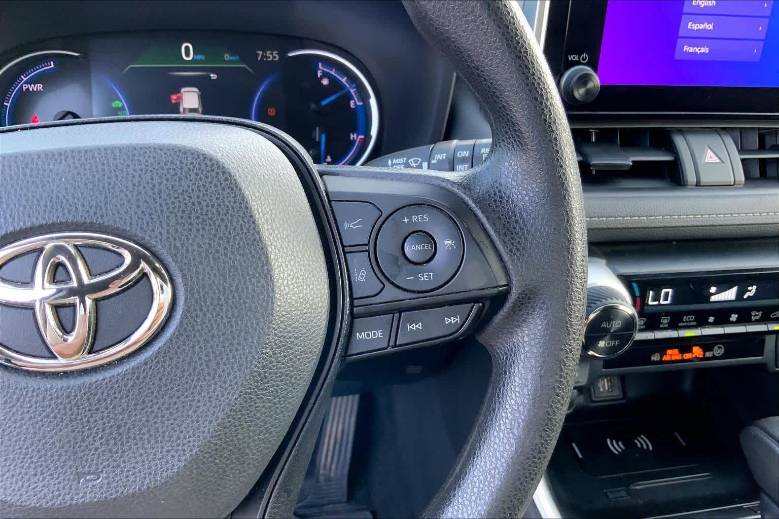 Used 2023 Toyota RAV4 AWD Hybrid image 22