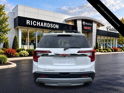 Used 2023 GMC Acadia SLE w/ Driver Convenience Package
