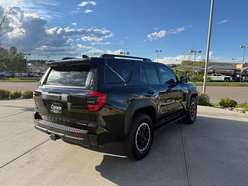 Used 2026 Toyota 4Runner TRD Off-Road Premium AWD/4WD image 7