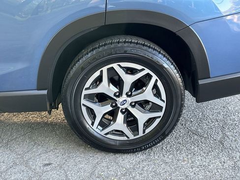 Certified 2023 Subaru Forester Premium AWD/4WD image 11