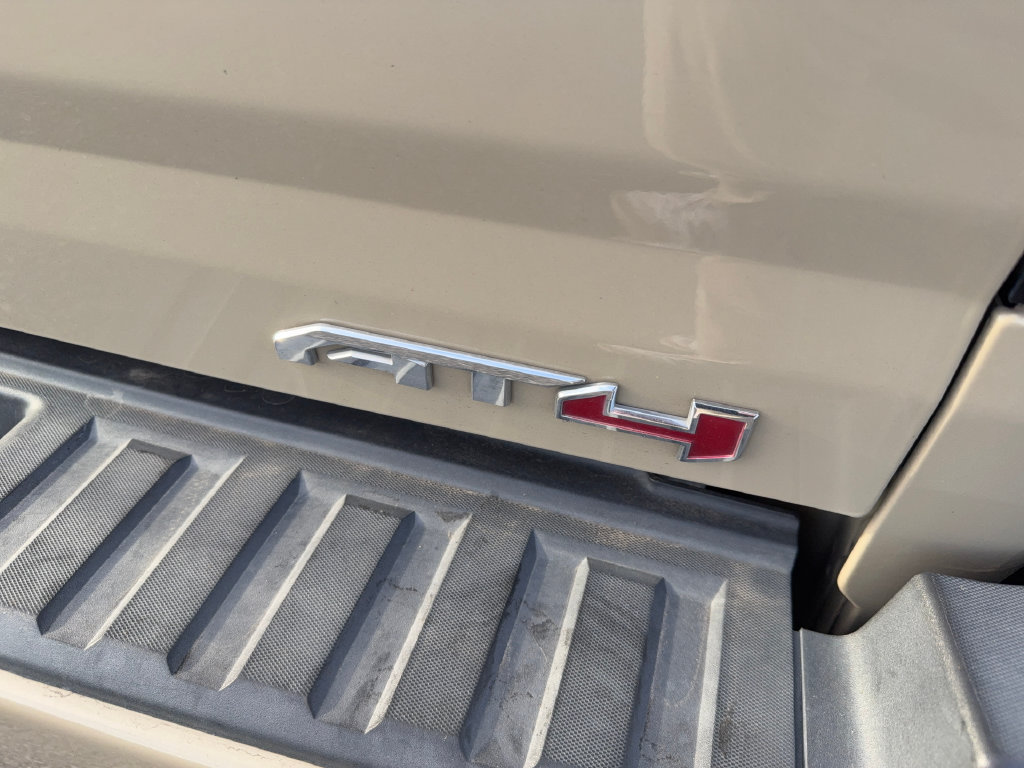 Used 2021 GMC Canyon AT4 w/ Trailering Package AWD/4WD image 10