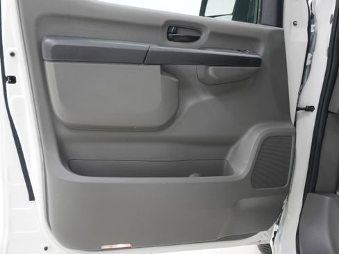 Used 2020 Nissan NV 3500 SV w/ Navigation Package image 9