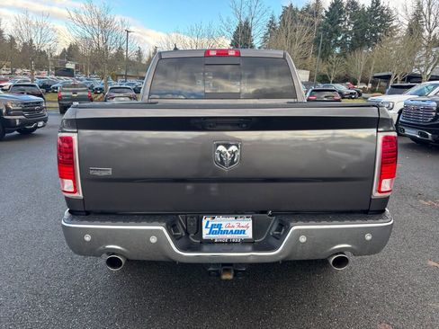 Used 2017 RAM 1500 Laramie w/ Convenience Group image 6