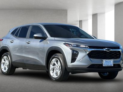 New 2026 Chevrolet Trax LS w/ LS Convenience Package
