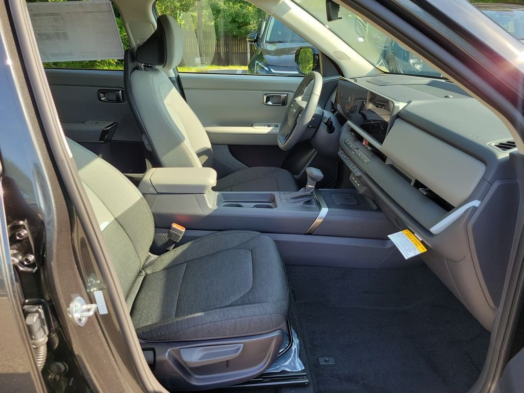 New 2027 Kia Seltos S FWD image 7