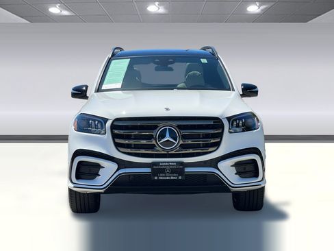 Used 2026 Mercedes-Benz GLS 580 4MATIC image 5
