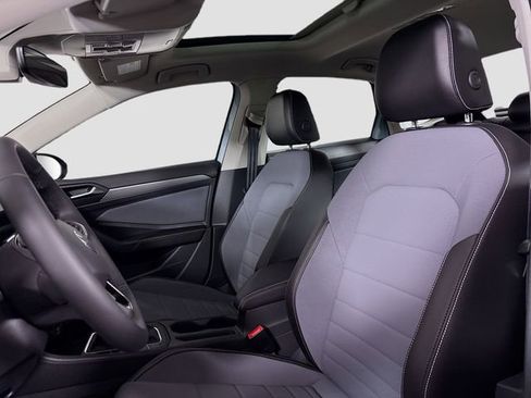 New 2026 Volkswagen Jetta SE image 21