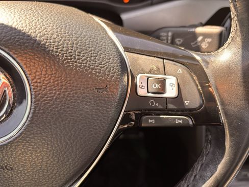 Used 2020 Volkswagen Passat 2.0T SE image 7