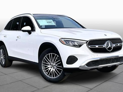 New 2026 Mercedes-Benz GLC 300 image 2