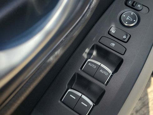 New 2026 Honda HR-V EX-L image 13