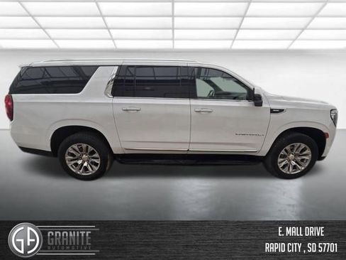 Used 2024 GMC Yukon XL Denali AWD/4WD image 7