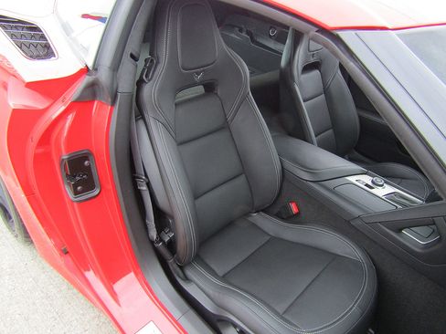 Used 2017 Chevrolet Corvette Stingray Coupe w/ 3LT Preferred Equipment Group RWD image 12