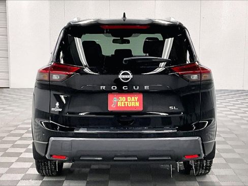 New 2025 Nissan Rogue SL FWD image 5