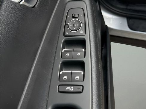 Used 2023 Hyundai Santa Fe SEL FWD image 17