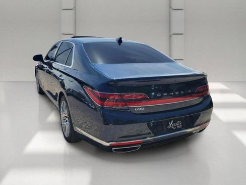 Used 2022 Genesis G90 3.3T Premium RWD image 6