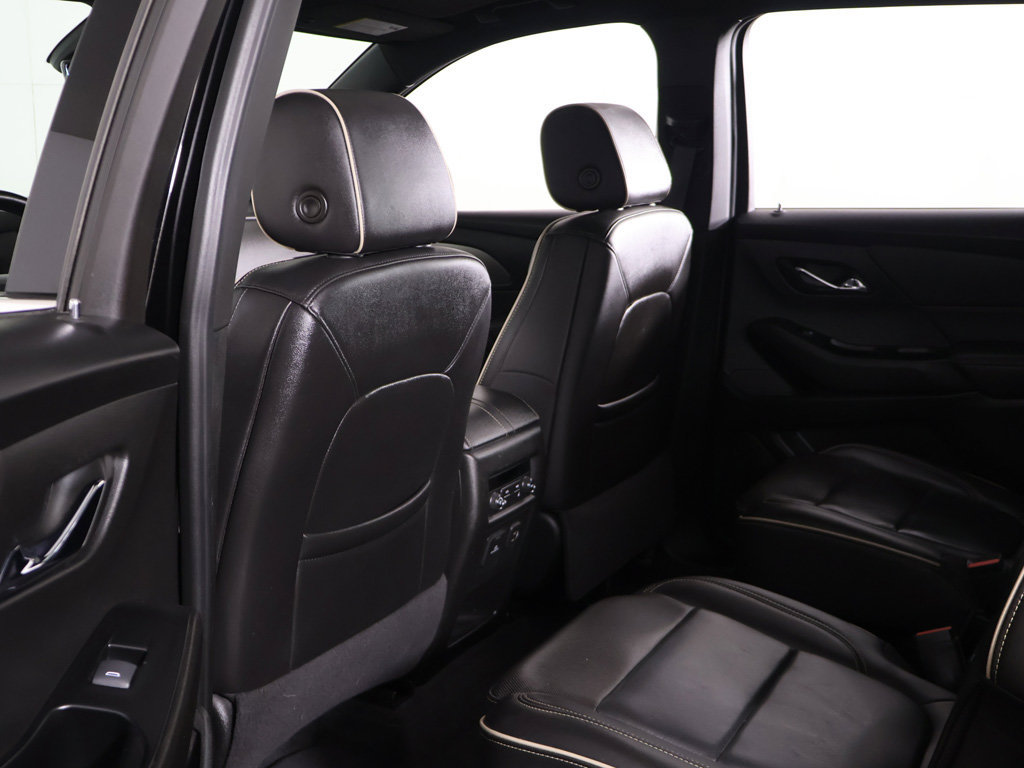 Used 2023 Chevrolet Traverse Premier AWD/4WD image 34