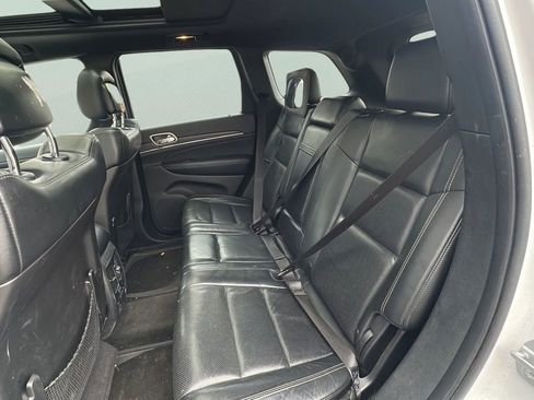 Used 2015 Jeep Grand Cherokee Limited w/ Luxury Group II image 18