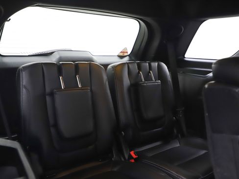 Used 2016 Ford Explorer Limited w/ Equipment Group 301A image 12