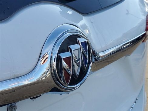 Used 2020 Buick Envision Essence image 29