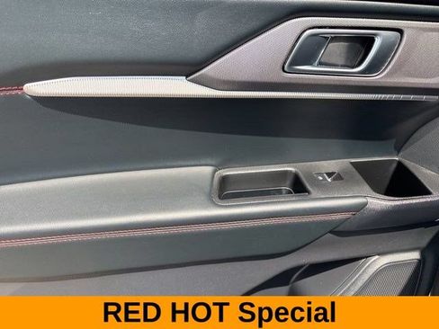Used 2025 Ford Explorer ST-Line w/ ST-Line Street Pack AWD/4WD image 32