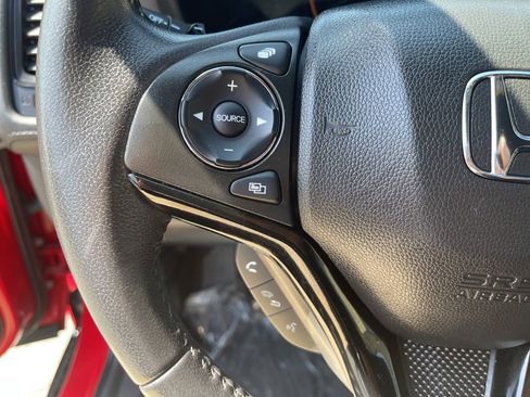 Used 2019 Honda HR-V Sport image 16
