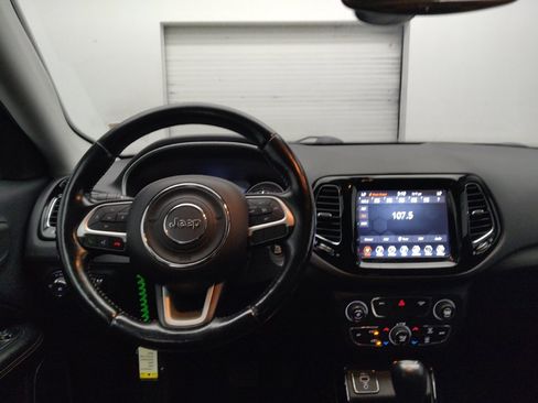 Used 2020 Jeep Compass Limited FWD image 22