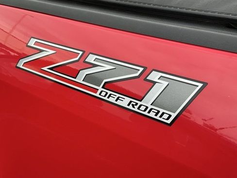 Used 2016 Chevrolet Colorado Z71 image 8