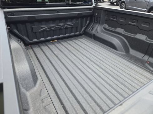 Certified 2024 Chevrolet Colorado ZR2 w/ ZR2 Convenience Package III AWD/4WD image 22