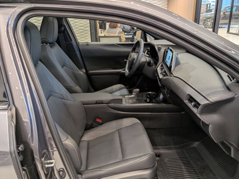 New 2025 Lexus UX 300h AWD image 10