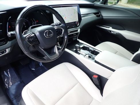 Used 2024 Lexus RX 350h w/ Convenience Package AWD/4WD image 28