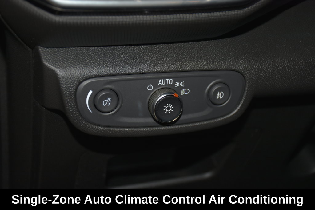 Used 2021 Chevrolet TrailBlazer LT w/ Premium Seating Package FWD image 13