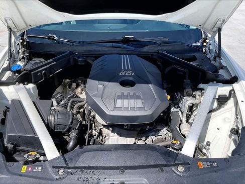 Used 2018 Kia Stinger Premium RWD image 9
