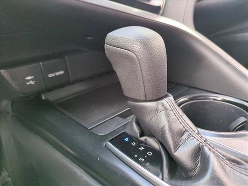Certified 2019 Toyota Camry LE FWD image 13