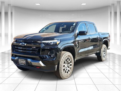 Used 2024 Chevrolet Colorado Z71 w/ Z71 Convenience Package 2 image 7