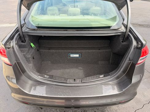 Used 2017 Ford Fusion Energi Platinum FWD image 6