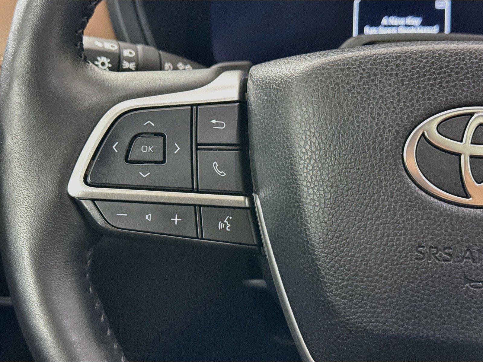 Used 2026 Toyota Grand Highlander AWD image 17