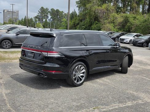 Used 2022 Lincoln Aviator Grand Touring w/ Elements Package Plus AWD/4WD image 6