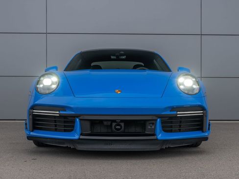 Used 2022 Porsche 911 Turbo S image 3