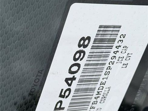 Certified 2025 Toyota Corolla LE image 25