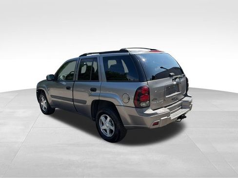 Used 2005 Chevrolet TrailBlazer LS w/ LS Preferred Equipment Group AWD/4WD image 5