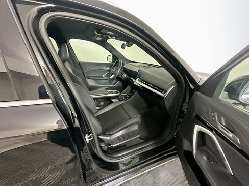 Used 2025 BMW X1 xDrive28i AWD/4WD image 31